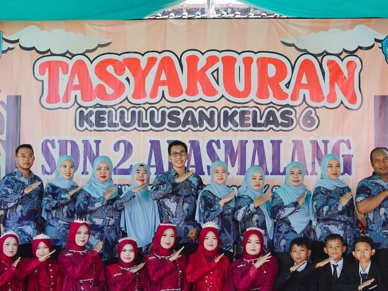 TASYAKURAN KELULUSAN KELAS 6 TAPEL 2024/2025